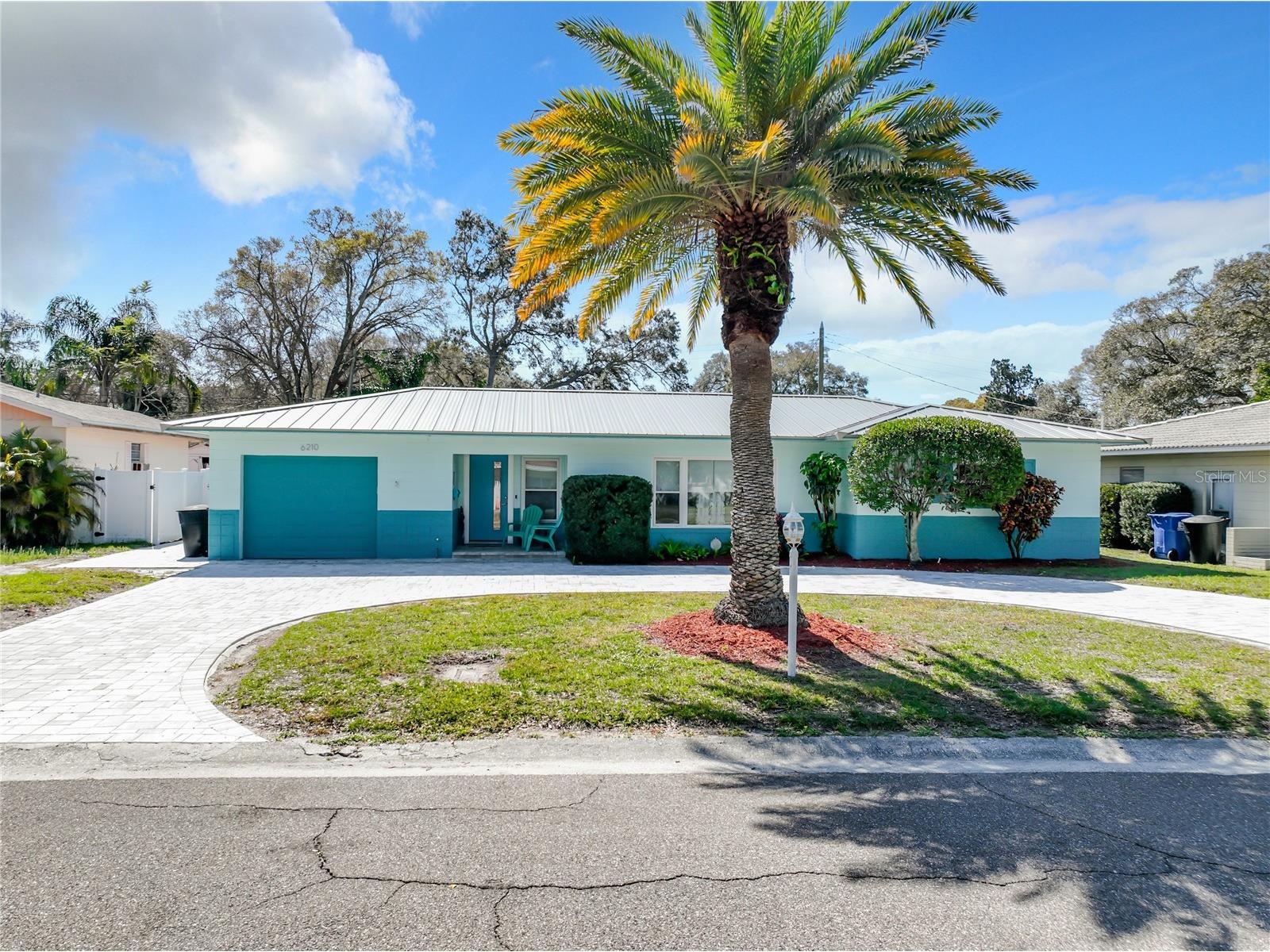 6210 6th Avenue S Saint Petersburg FL 33707 TB8469636 image1