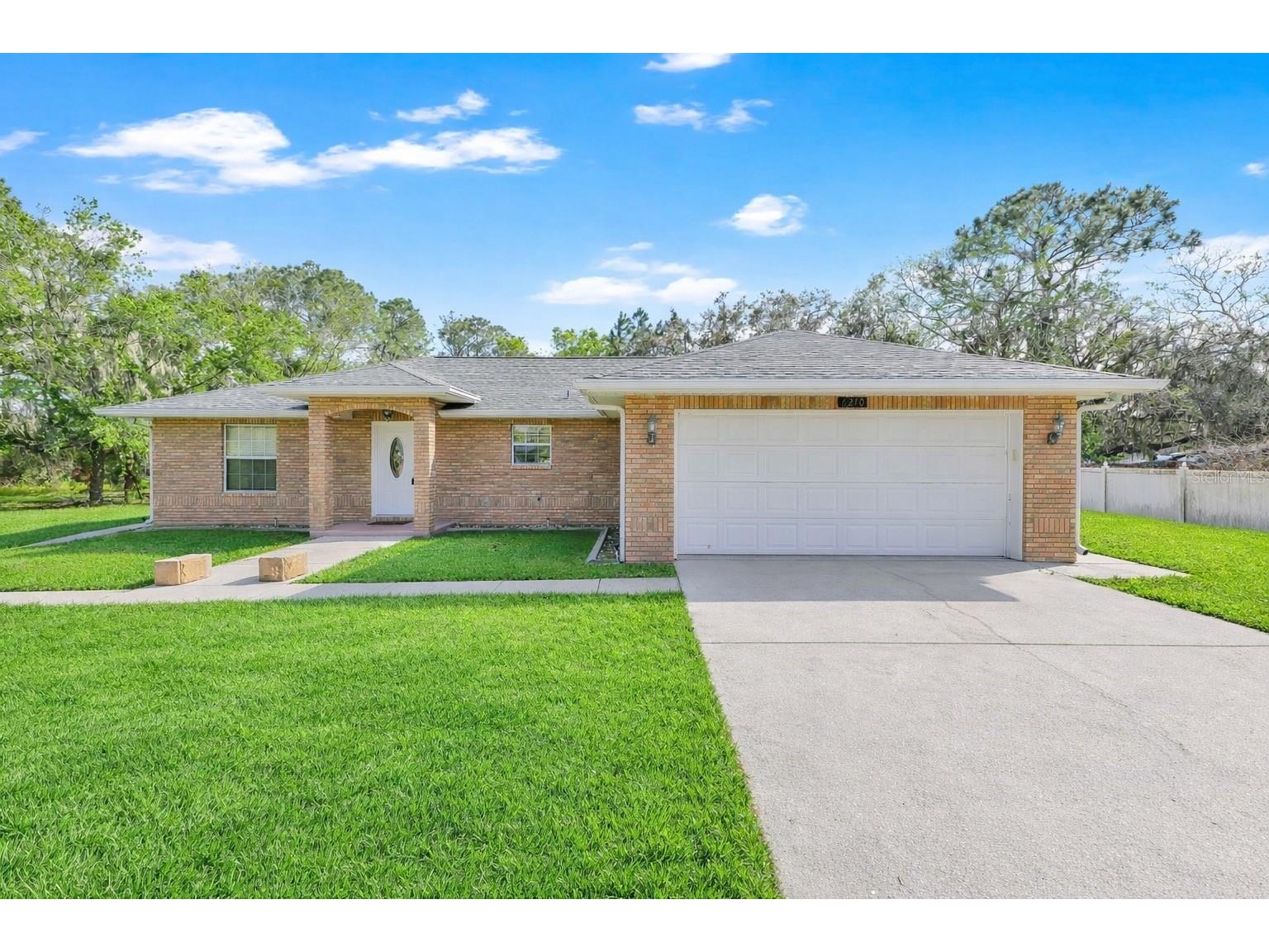 6210 Bass Highway Saint Cloud FL 34771 - LAKE LIZZIE - ALLIGATOR CHAIN S5146132 image1