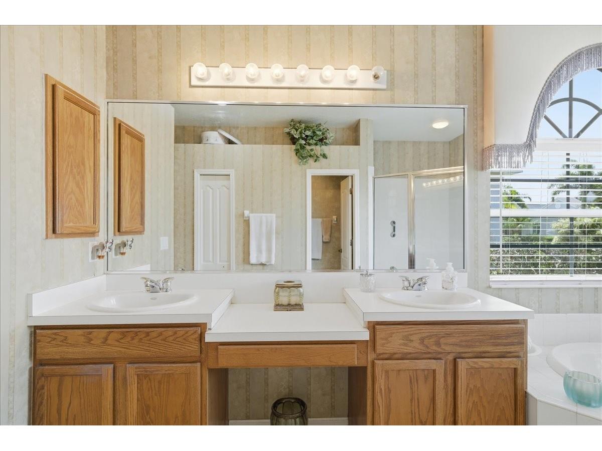 6210 Ikes Cabin Court Palmetto FL 34221 TB8503972 image38