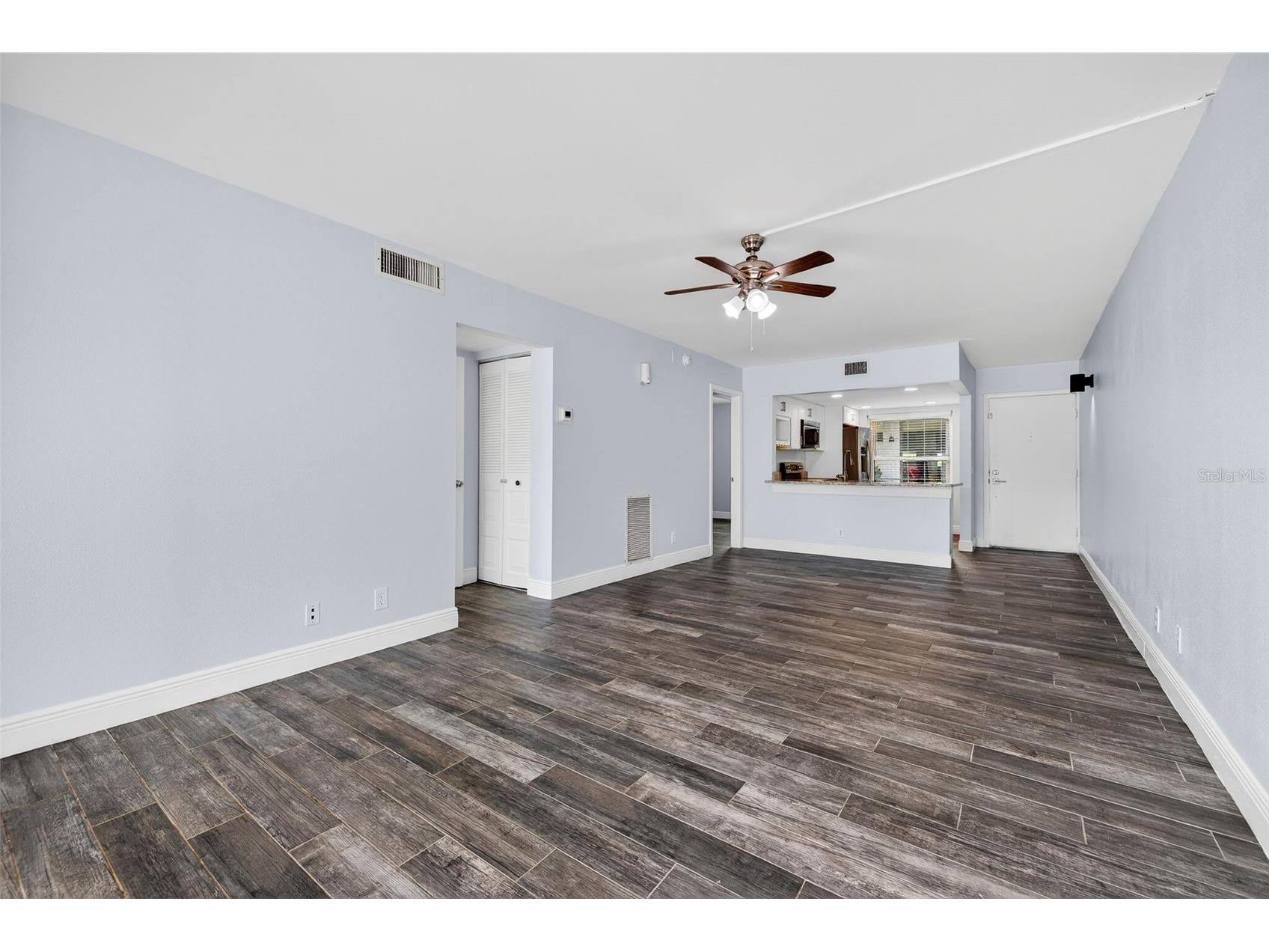6210 Sun Boulevard #112 Saint Petersburg FL 33715 TB8477674 image10