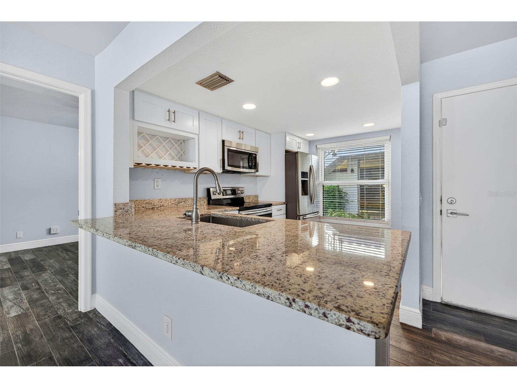 6210 Sun Boulevard #112 Saint Petersburg FL 33715 TB8477674 image7