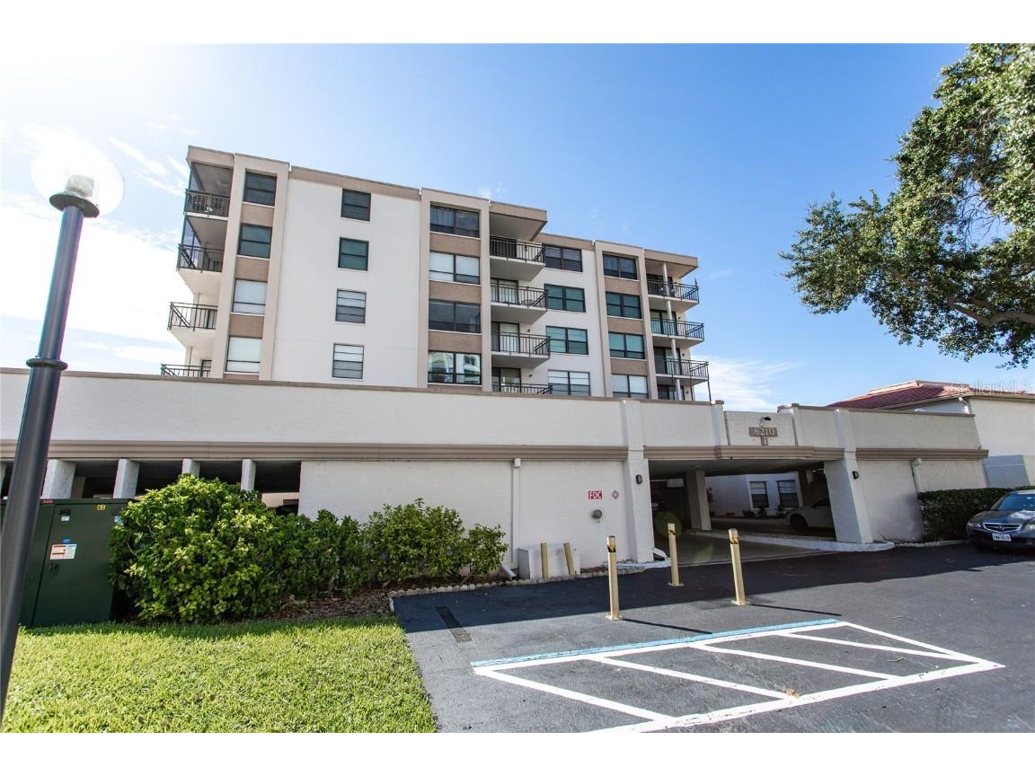 6210 Sun Boulevard #506 Saint Petersburg FL 33715 TB8398071 image3