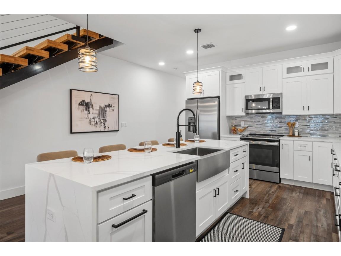 6211 64th Way N Pinellas Park FL 33781 TB8445339 image11