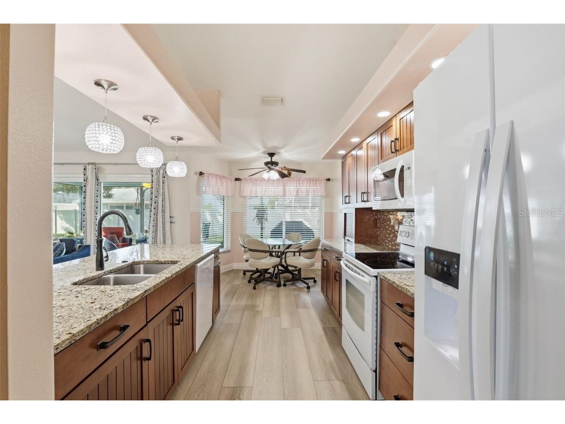 6211 65th Place E Palmetto FL 34221 TB8451431 image18