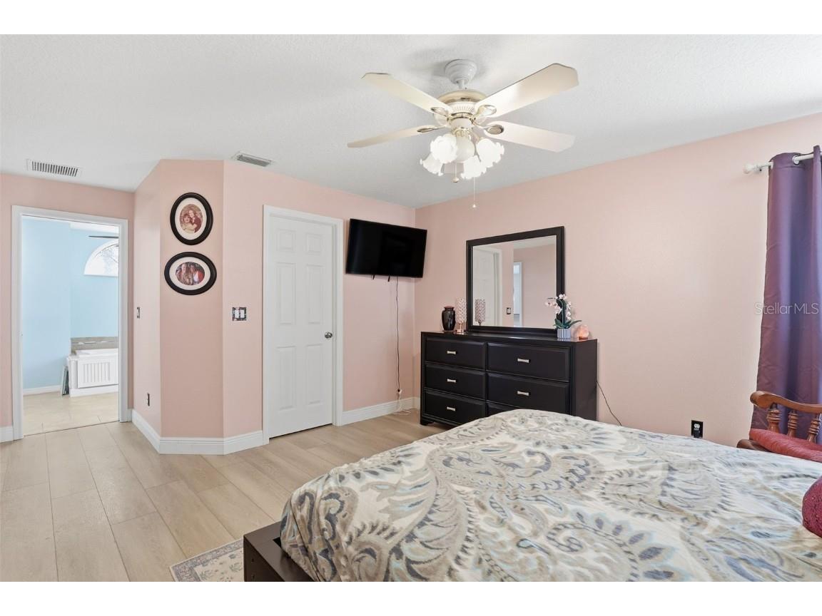 6211 65th Place E Palmetto FL 34221 TB8451431 image25