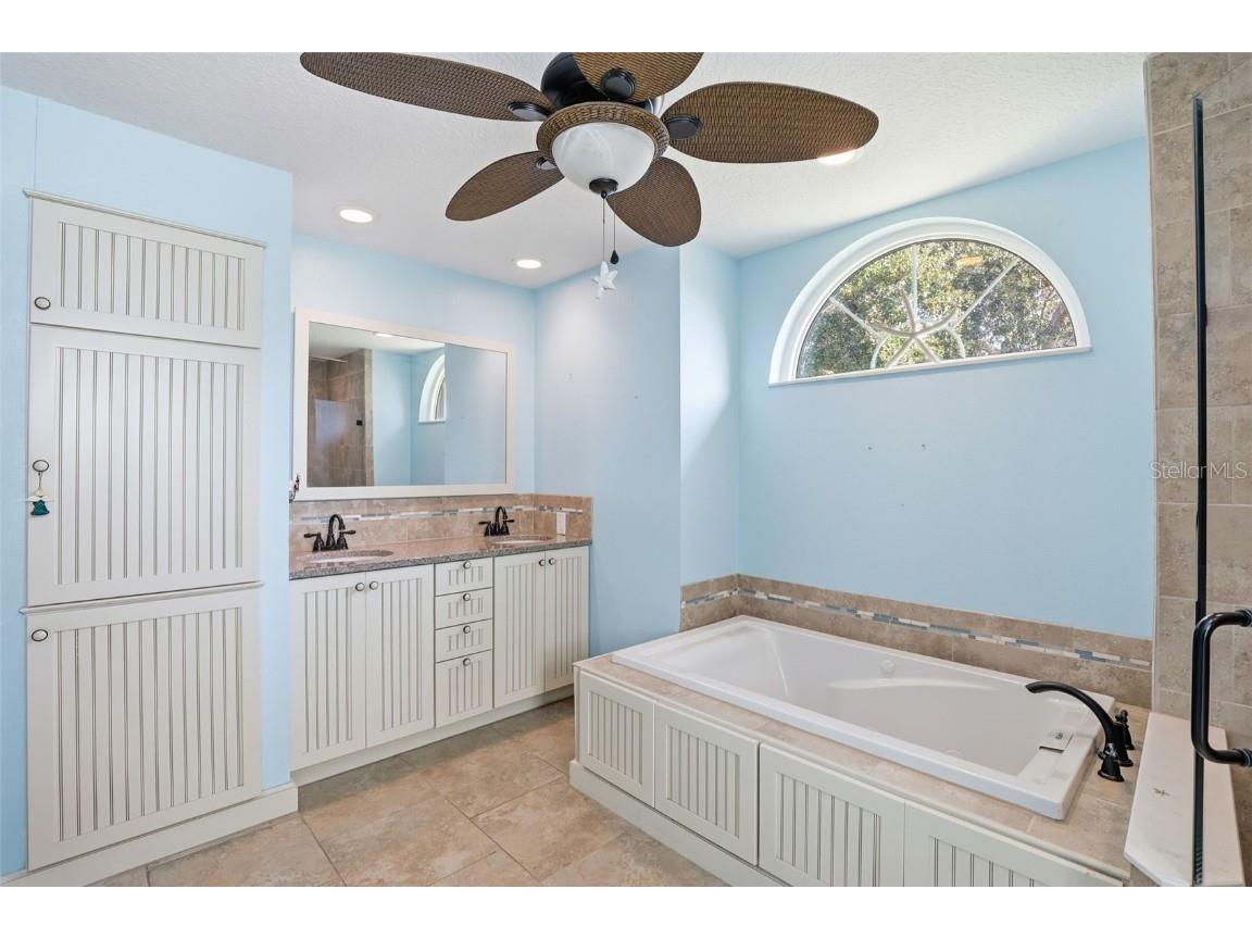 6211 65th Place E Palmetto FL 34221 TB8451431 image28