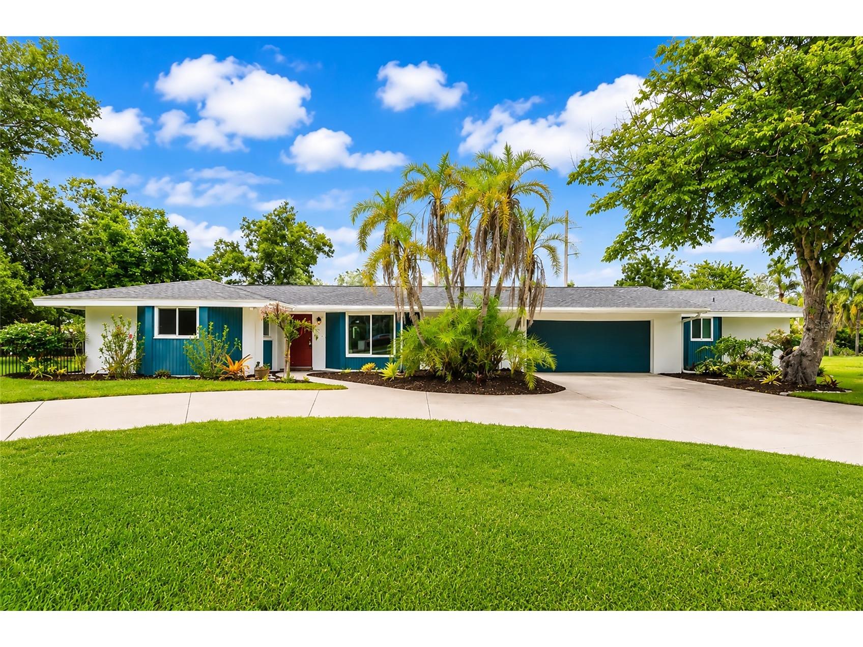 6211 Canary Street Sarasota FL 34241 - Twin Lakes A4696373 image1