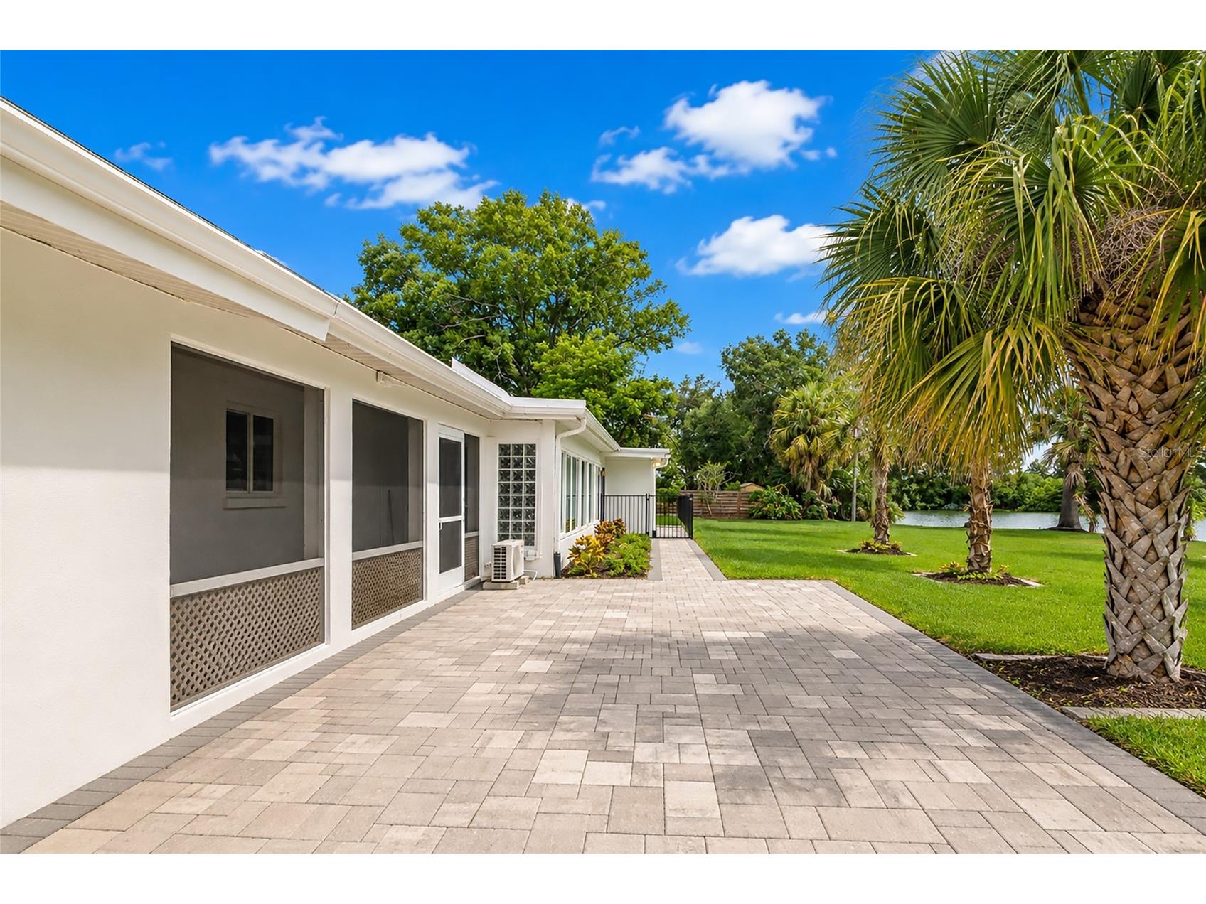 6211 Canary Street Sarasota FL 34241 - Twin Lakes A4696373 image40