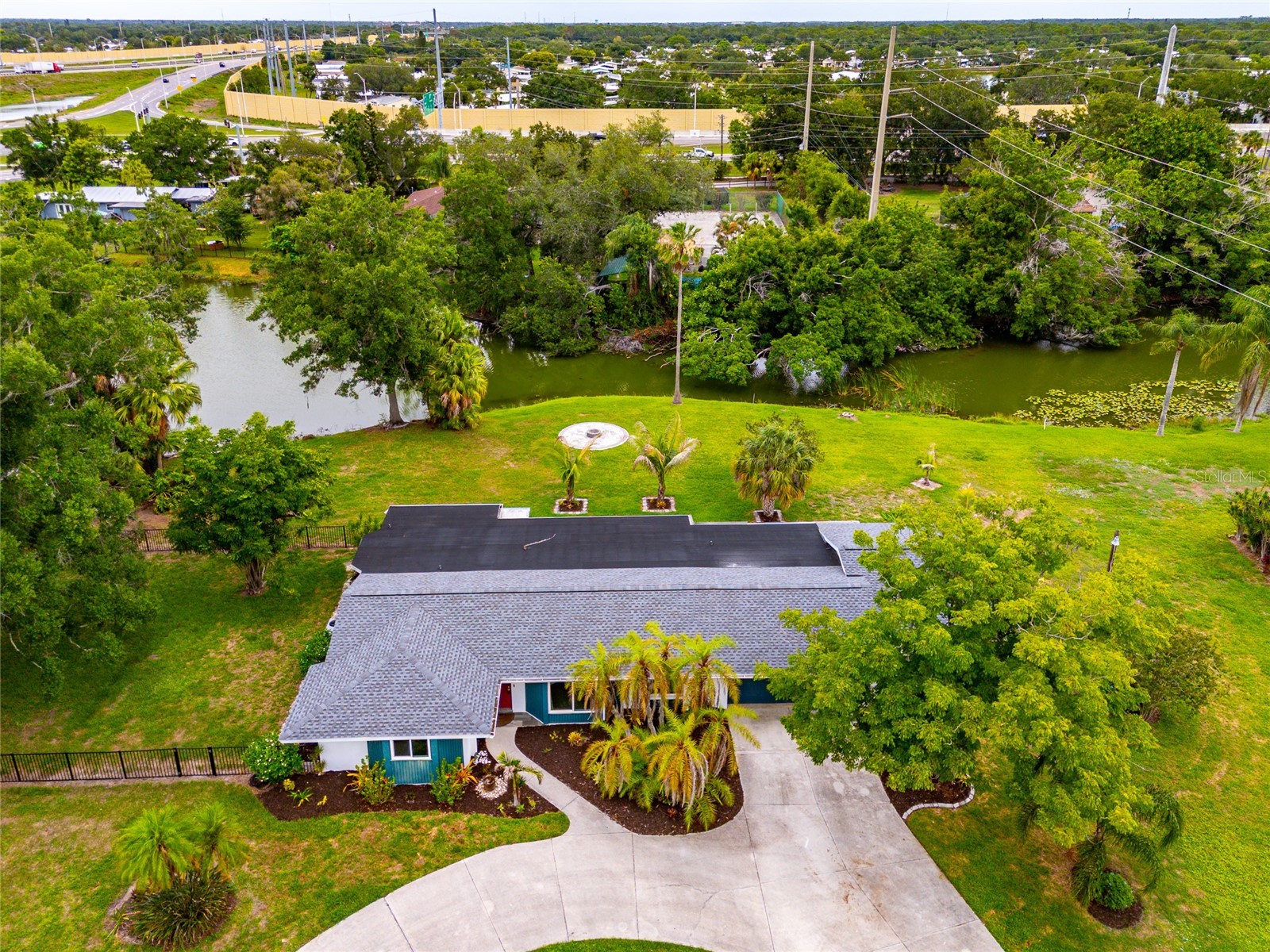 6211 Canary Street Sarasota FL 34241 - Twin Lakes A4696373 image49