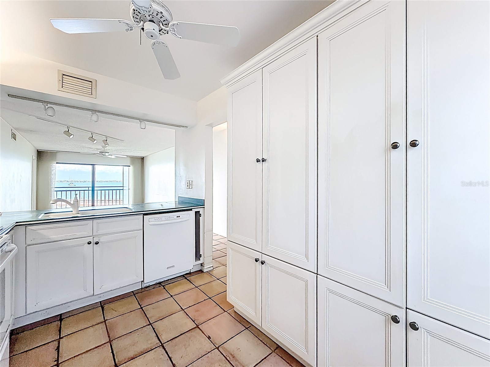 6211 Sun Boulevard #211 Saint Petersburg FL 33715 TB8486206 image6