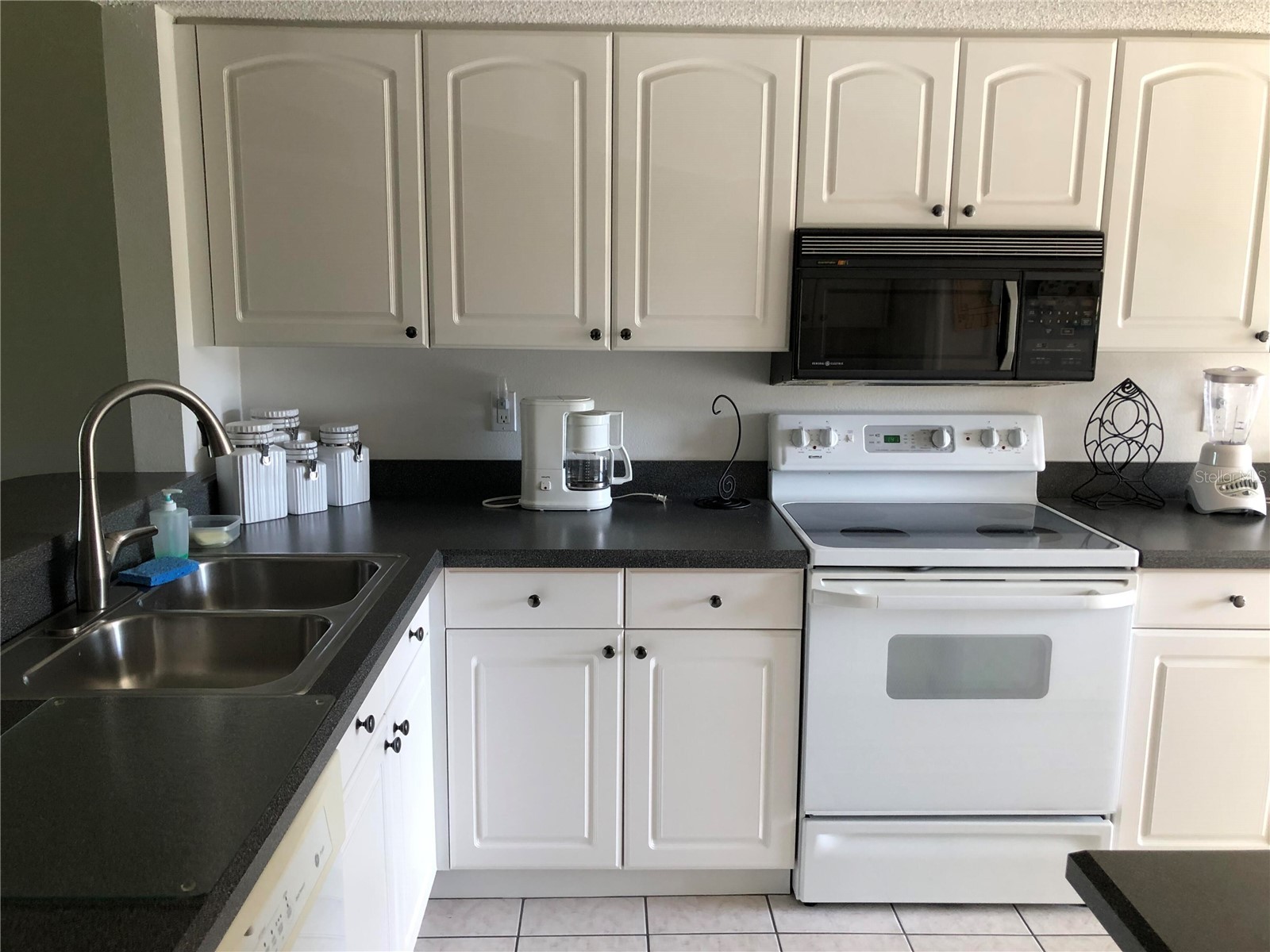 6211 Timber Lake Drive #B4 Sarasota FL 34243 O6412209 image8