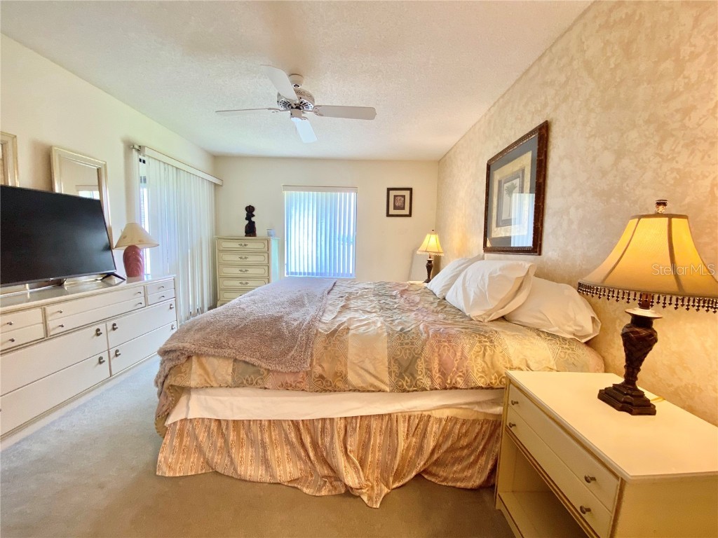 6211 Timber Lake Drive #B6 Sarasota FL 34243 A4657900 image14