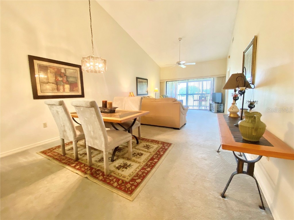 6211 Timber Lake Drive #B6 Sarasota FL 34243 A4657900 image9