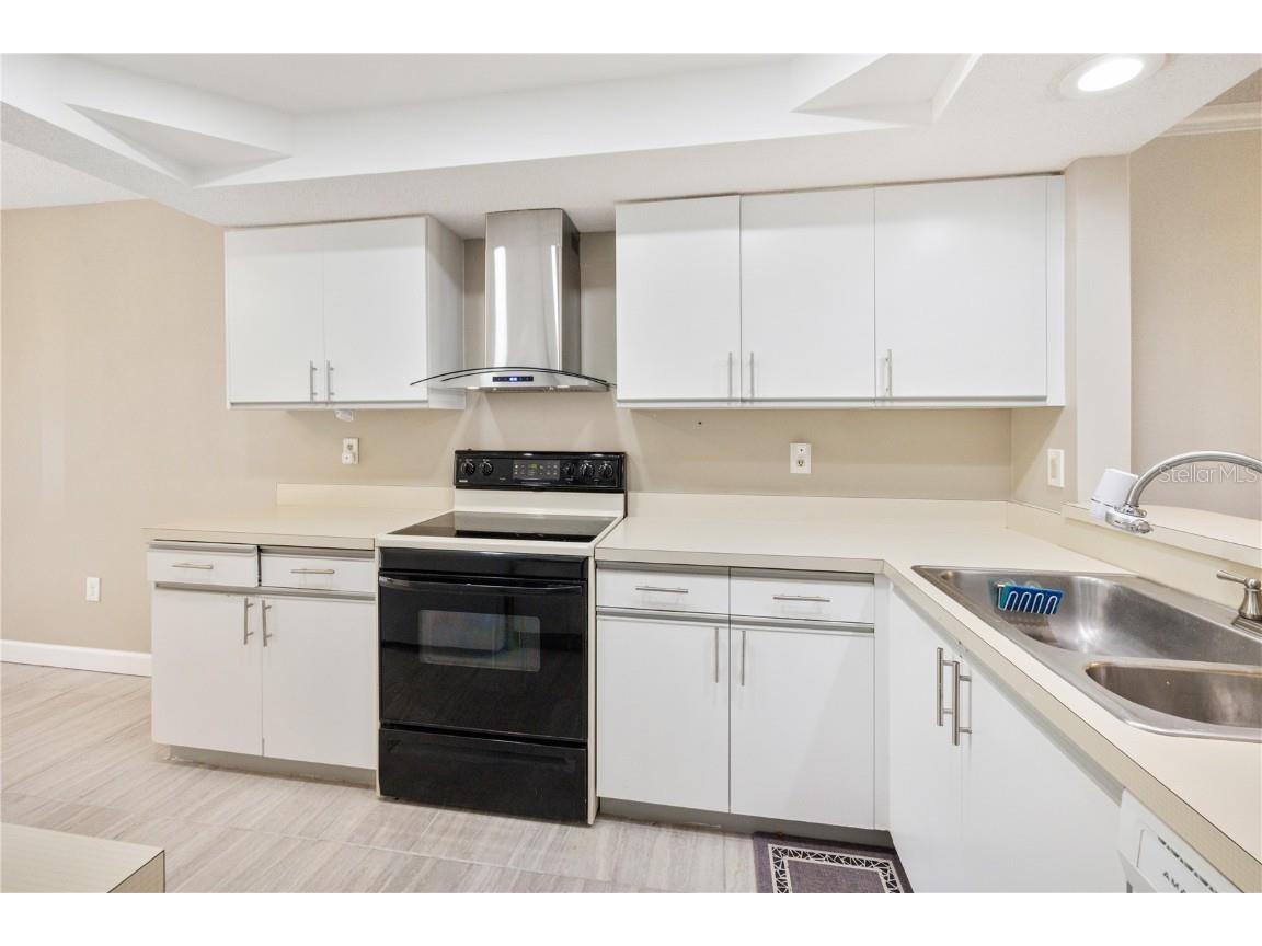 6211 Timber Lake Drive #B9 Sarasota FL 34243 A4641156 image11