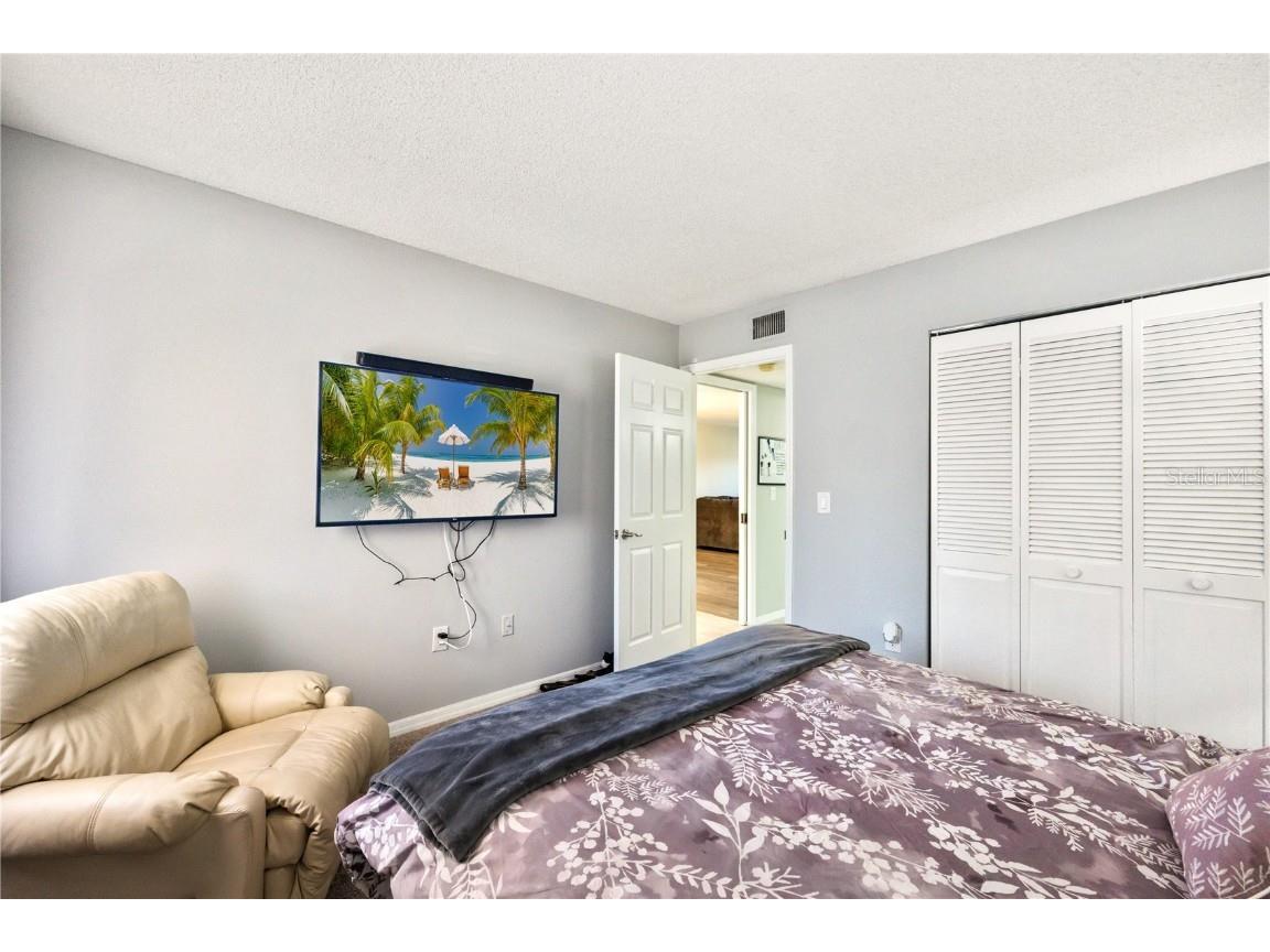 6211 Timber Lake Drive #B9 Sarasota FL 34243 A4641156 image18