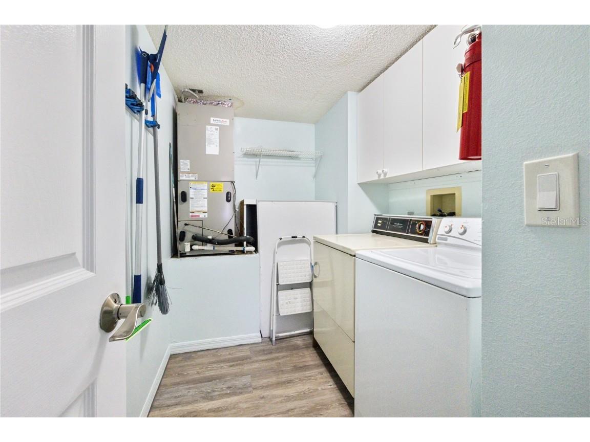 6211 Timber Lake Drive #B9 Sarasota FL 34243 A4641156 image22