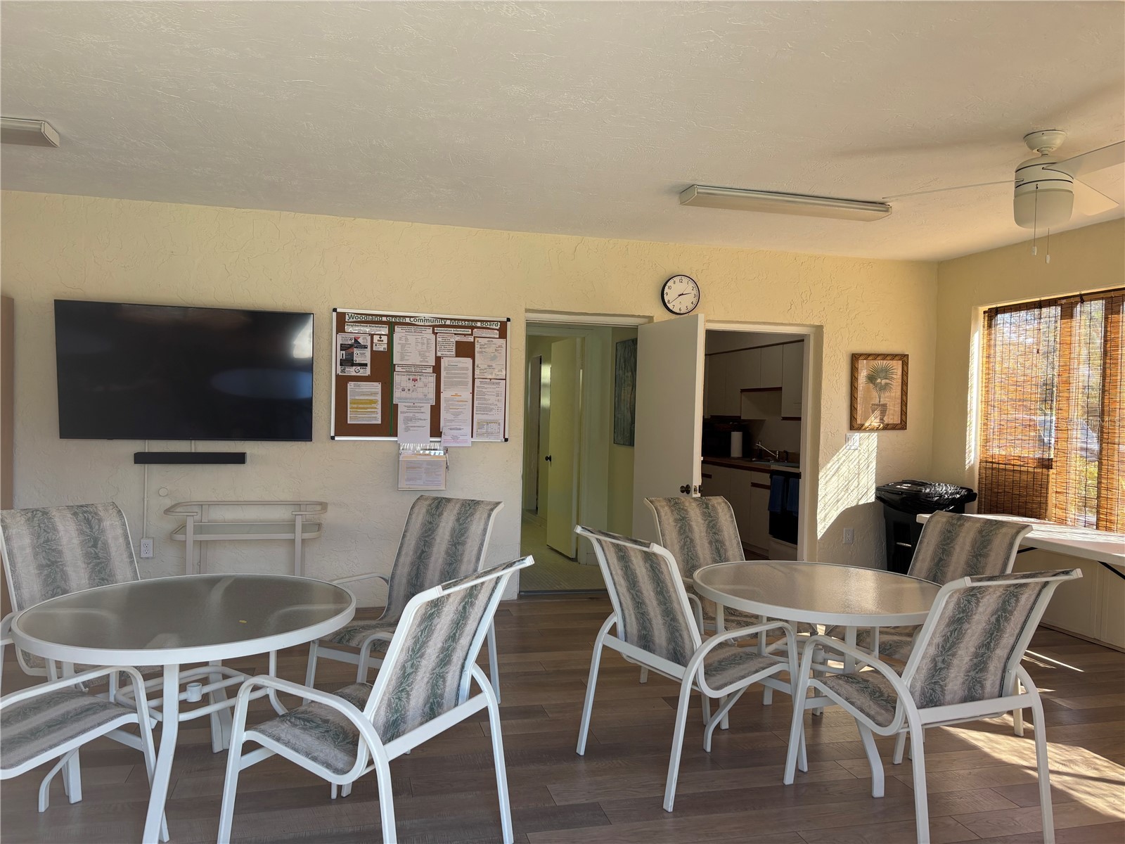 6211 Timber Lake Drive #B9 Sarasota FL 34243 A4682078 image29