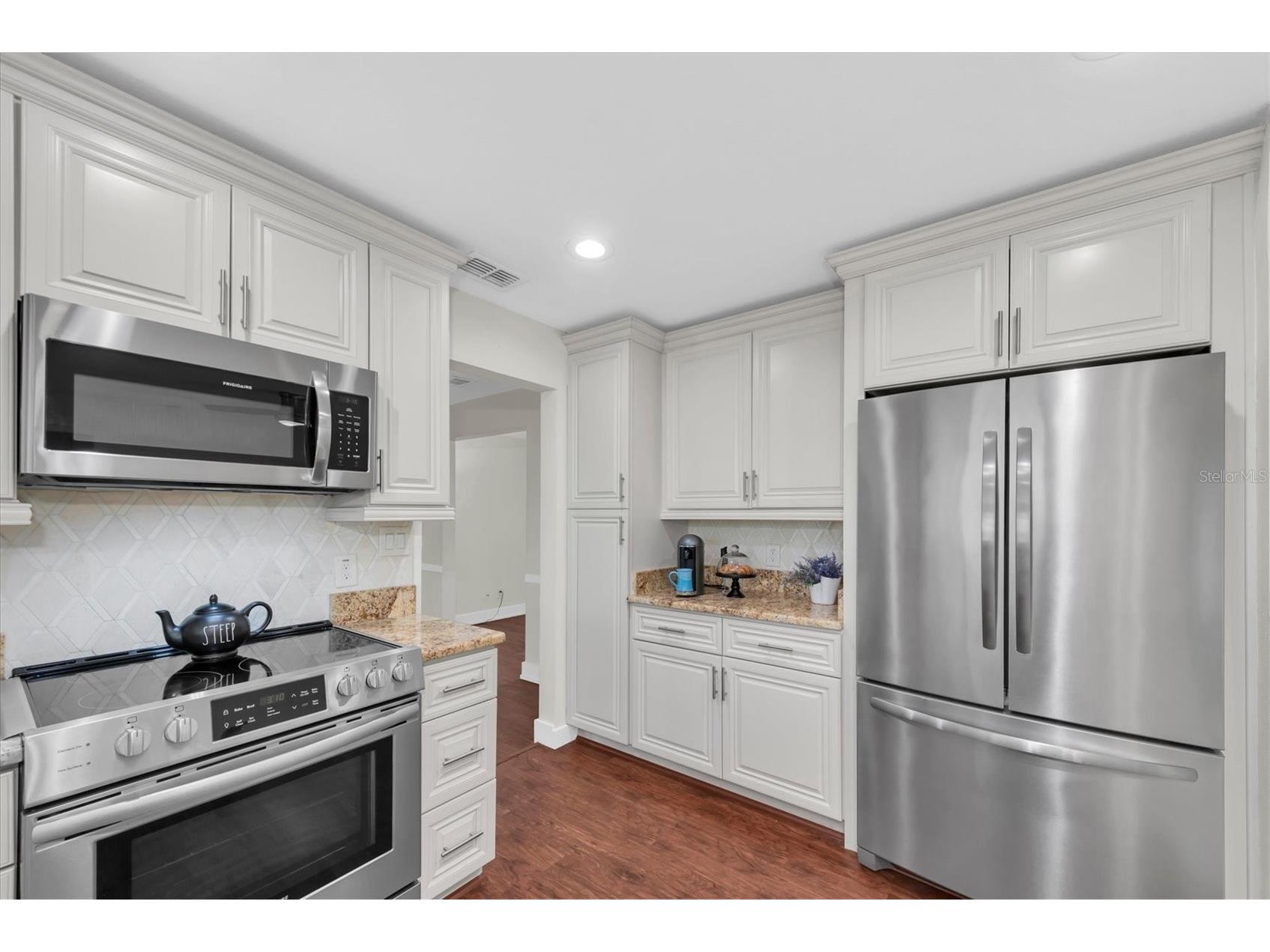 6212 20th Street S Saint Petersburg FL 33712 TB8508588 image17