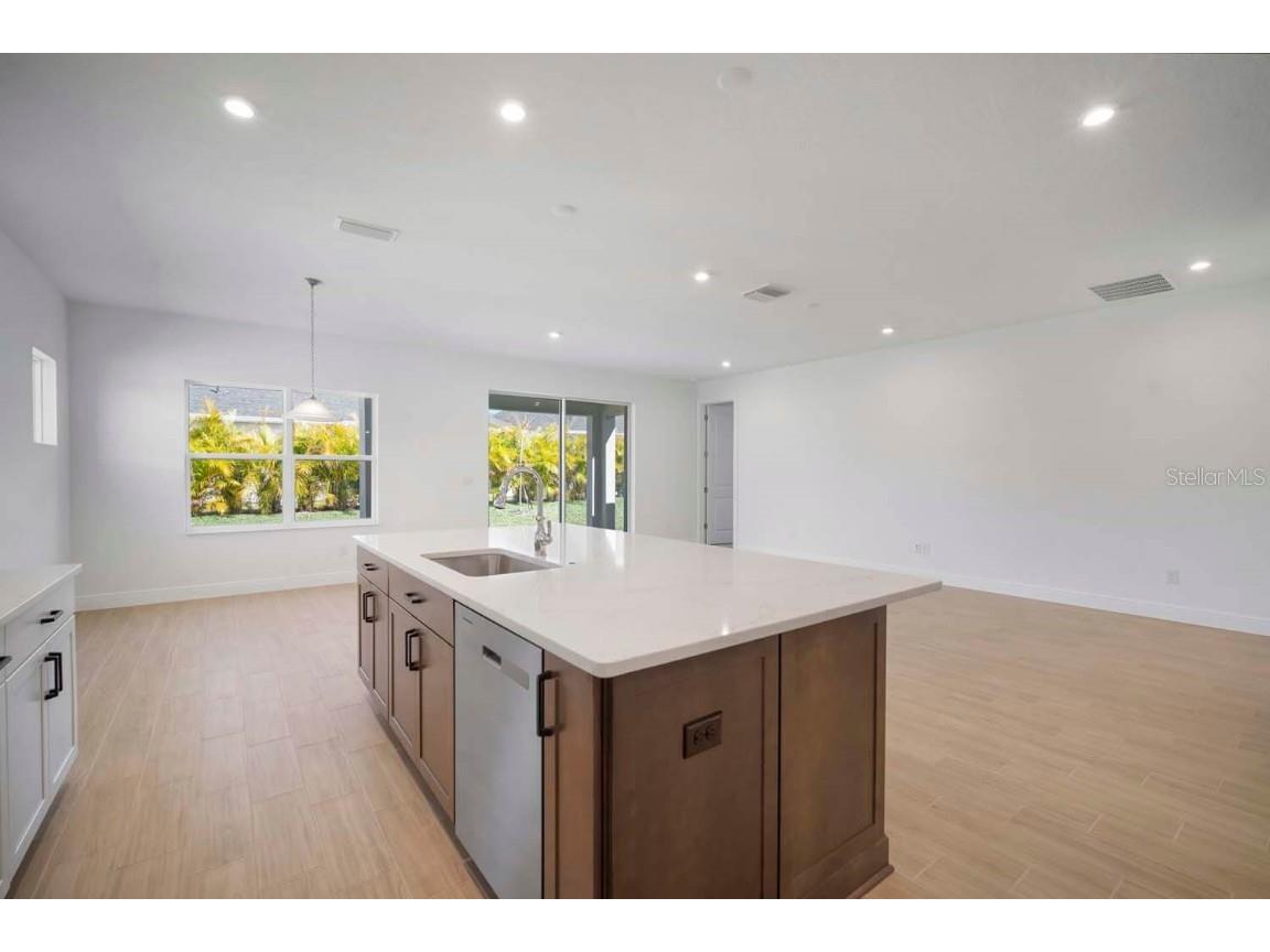 6212 Broad Field Avenue Apollo Beach FL 33572 TB8341937 image21