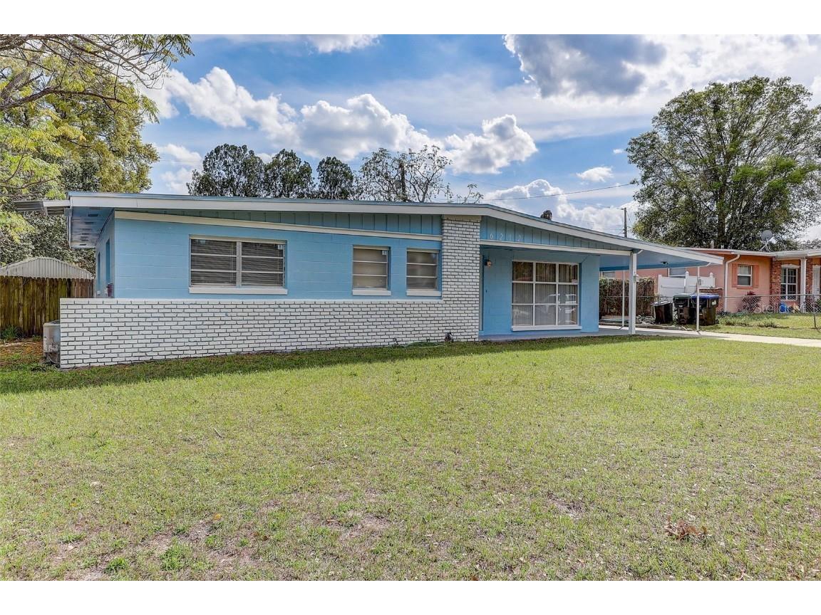 6212 Forest Grove Boulevard Orlando FL 32808 O6186165 image1