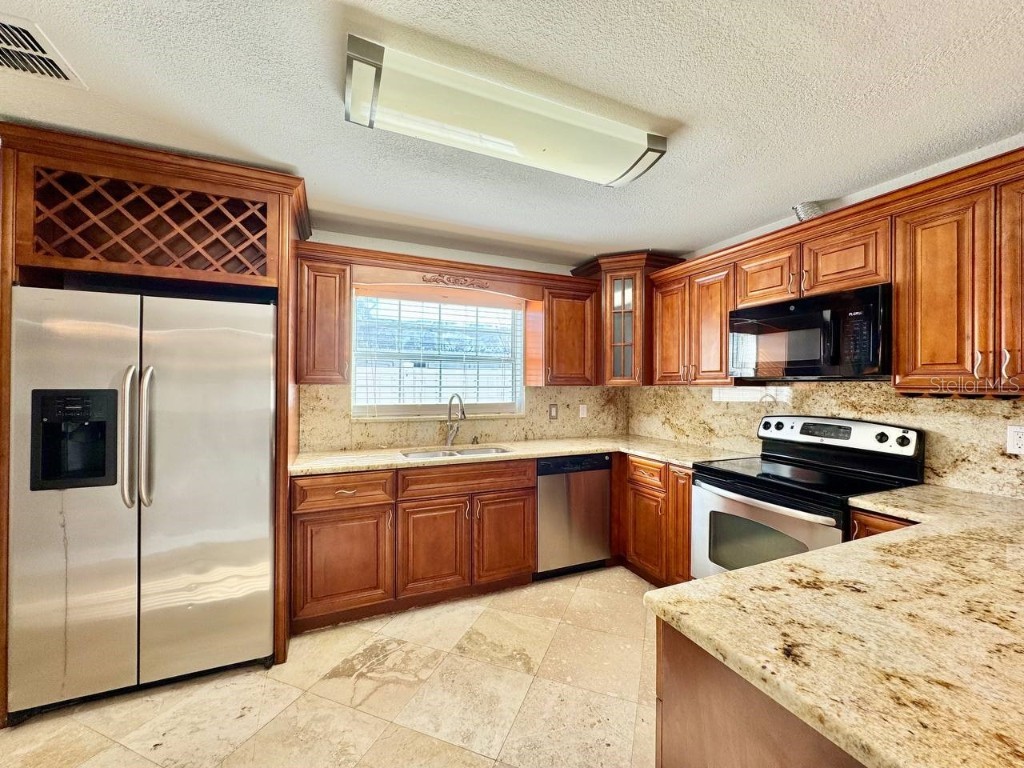 6212 N Grady Avenue Tampa FL 33614 TB8447469 image15