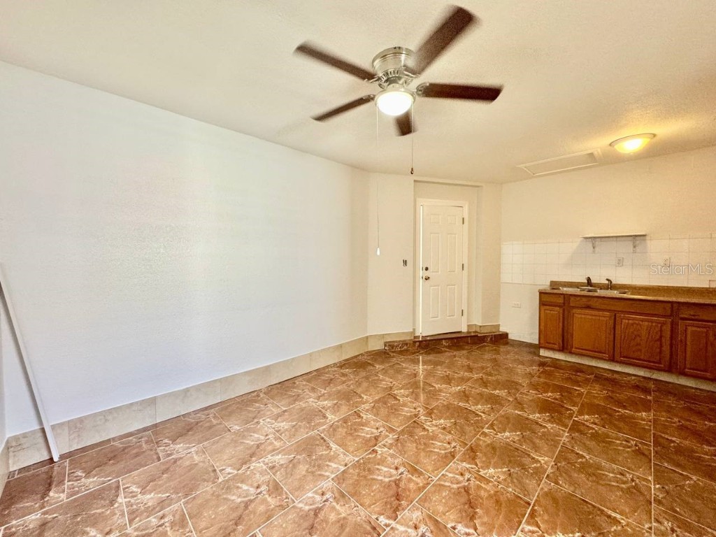 6212 N Grady Avenue Tampa FL 33614 TB8447469 image28