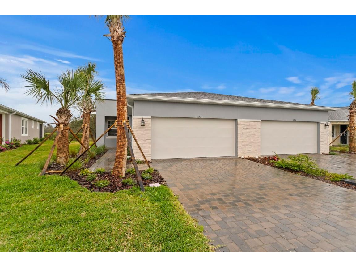 6212 Timberdale Avenue Wesley Chapel FL 33545 TB8349973 image1