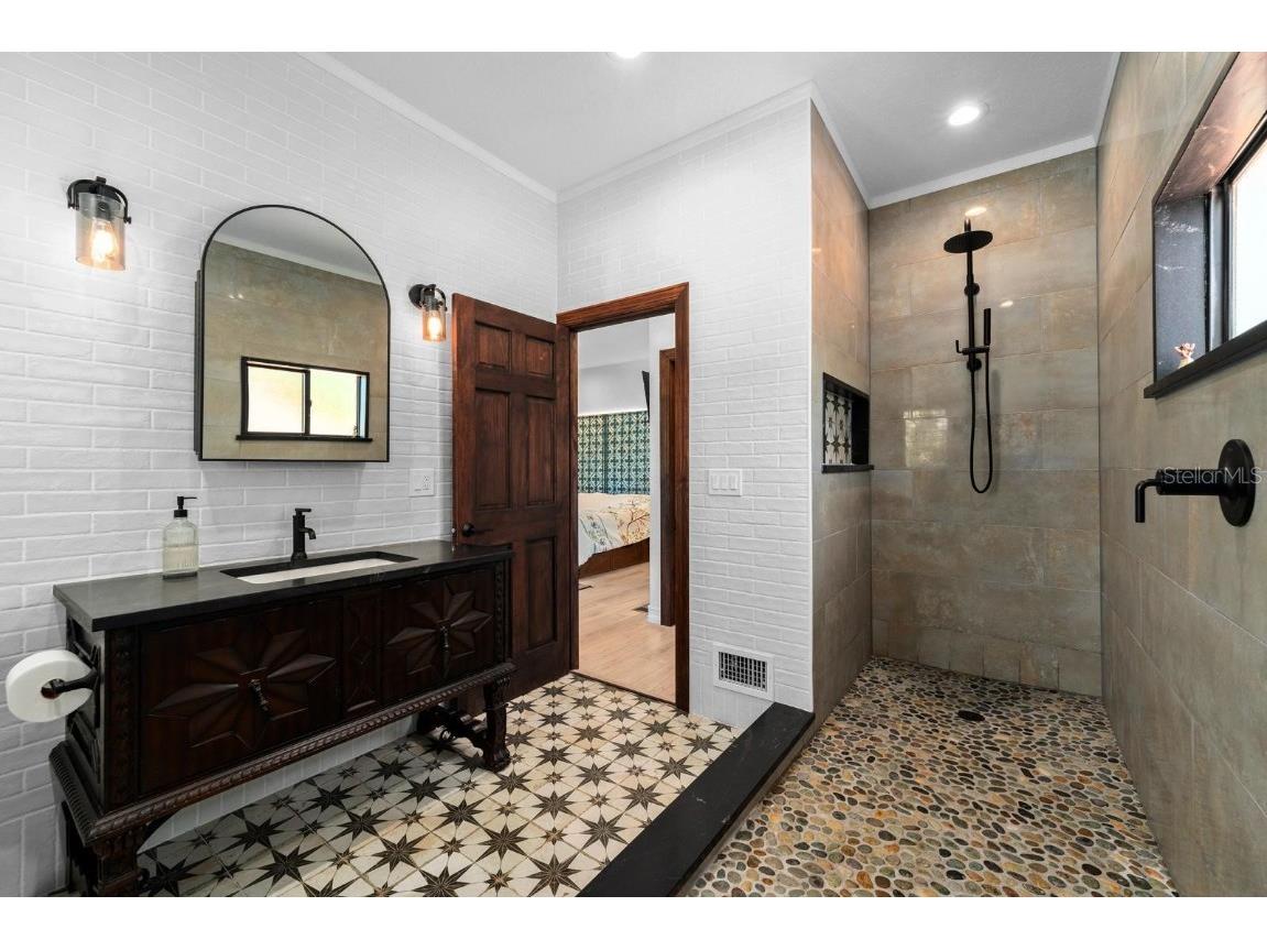 6213 12th Avenue S Gulfport FL 33707 TB8375239 image18