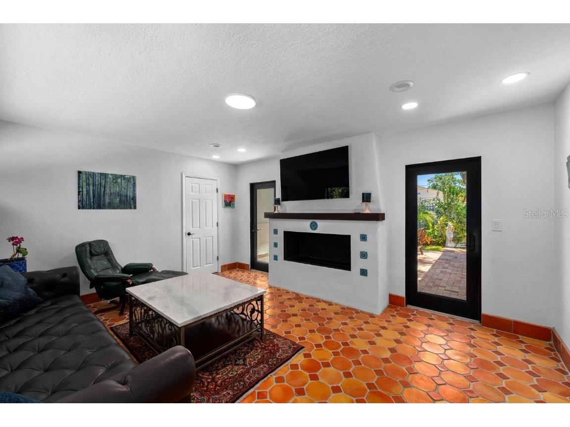 6213 12th Avenue S Gulfport FL 33707 TB8375239 image9