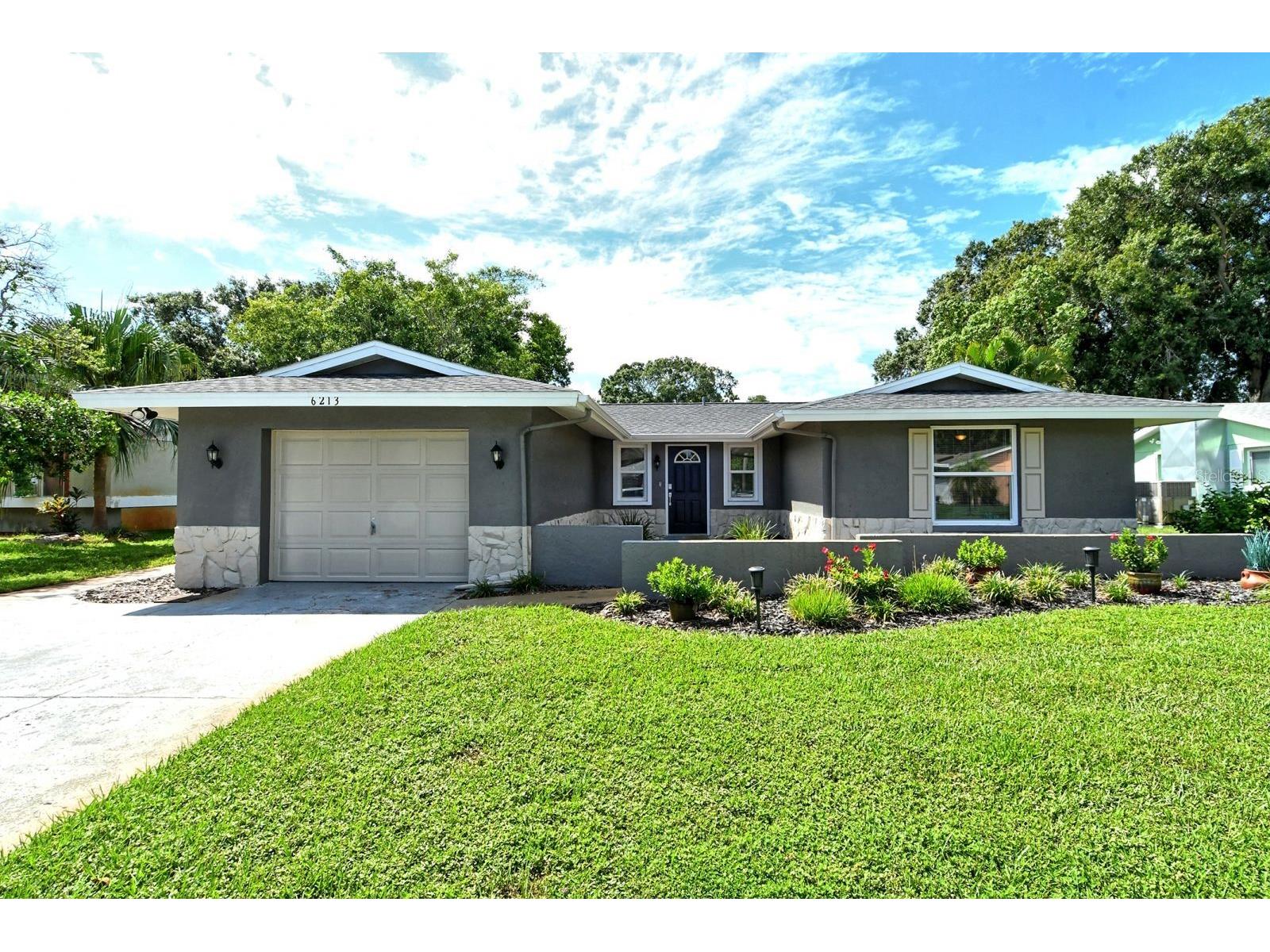 6213 34th Avenue W Bradenton FL 34209 G5111163 image1