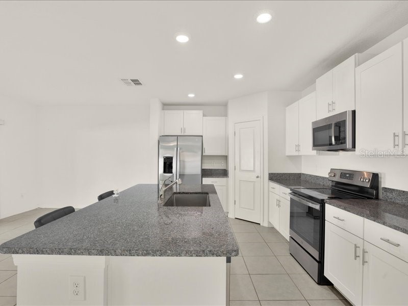 6213 Back Forty Loop Zephyrhills FL 33541 TB8519303 image13