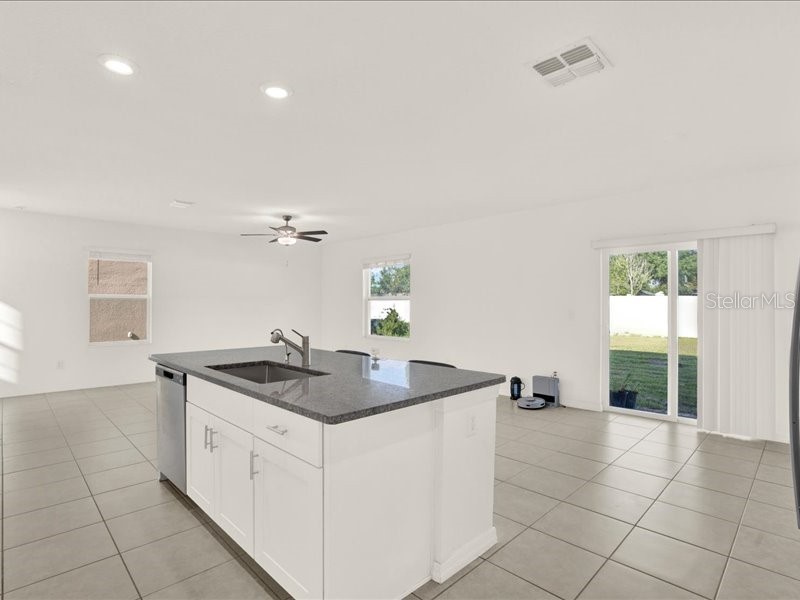 6213 Back Forty Loop Zephyrhills FL 33541 TB8519303 image17