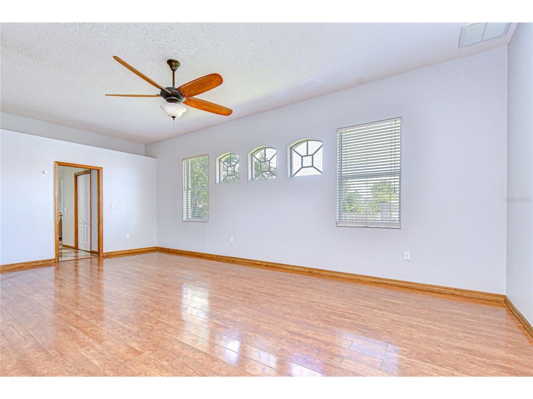 6213 Parkway Boulevard Land O Lakes FL 34639 TB8496730 image54