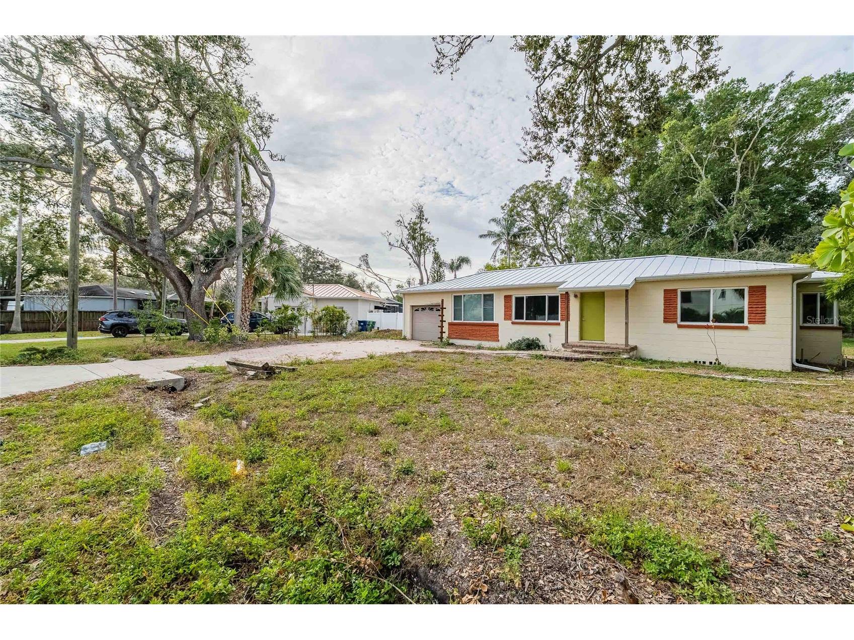 6213 Sanders Drive Tampa FL 33611 TB8469173 image3