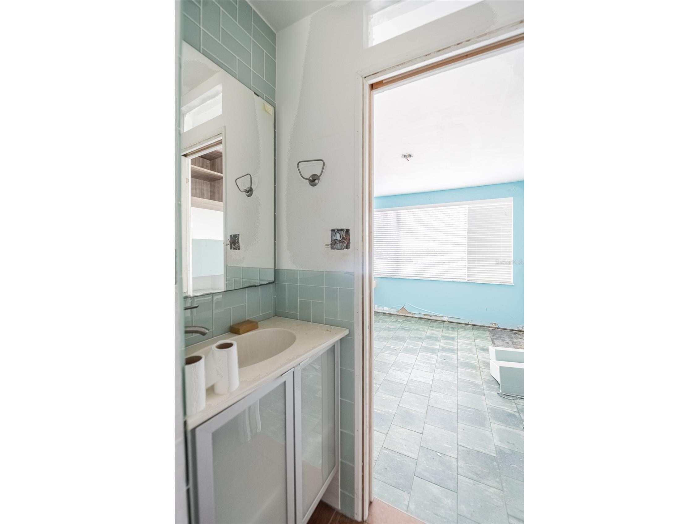 6213 Sanders Drive Tampa FL 33611 TB8469173 image31