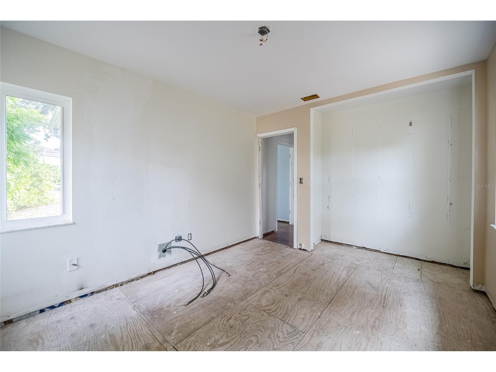 6213 Sanders Drive Tampa FL 33611 TB8469173 image36