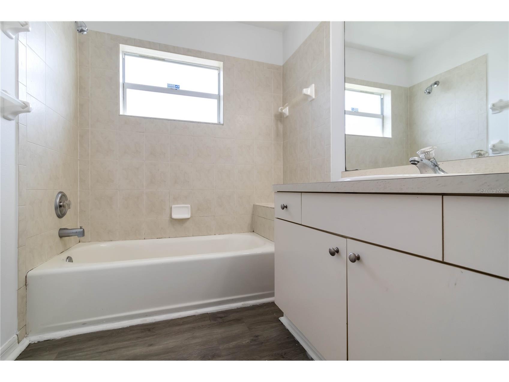 6214 35th Avenue E Palmetto FL 34221 A4693363 image25
