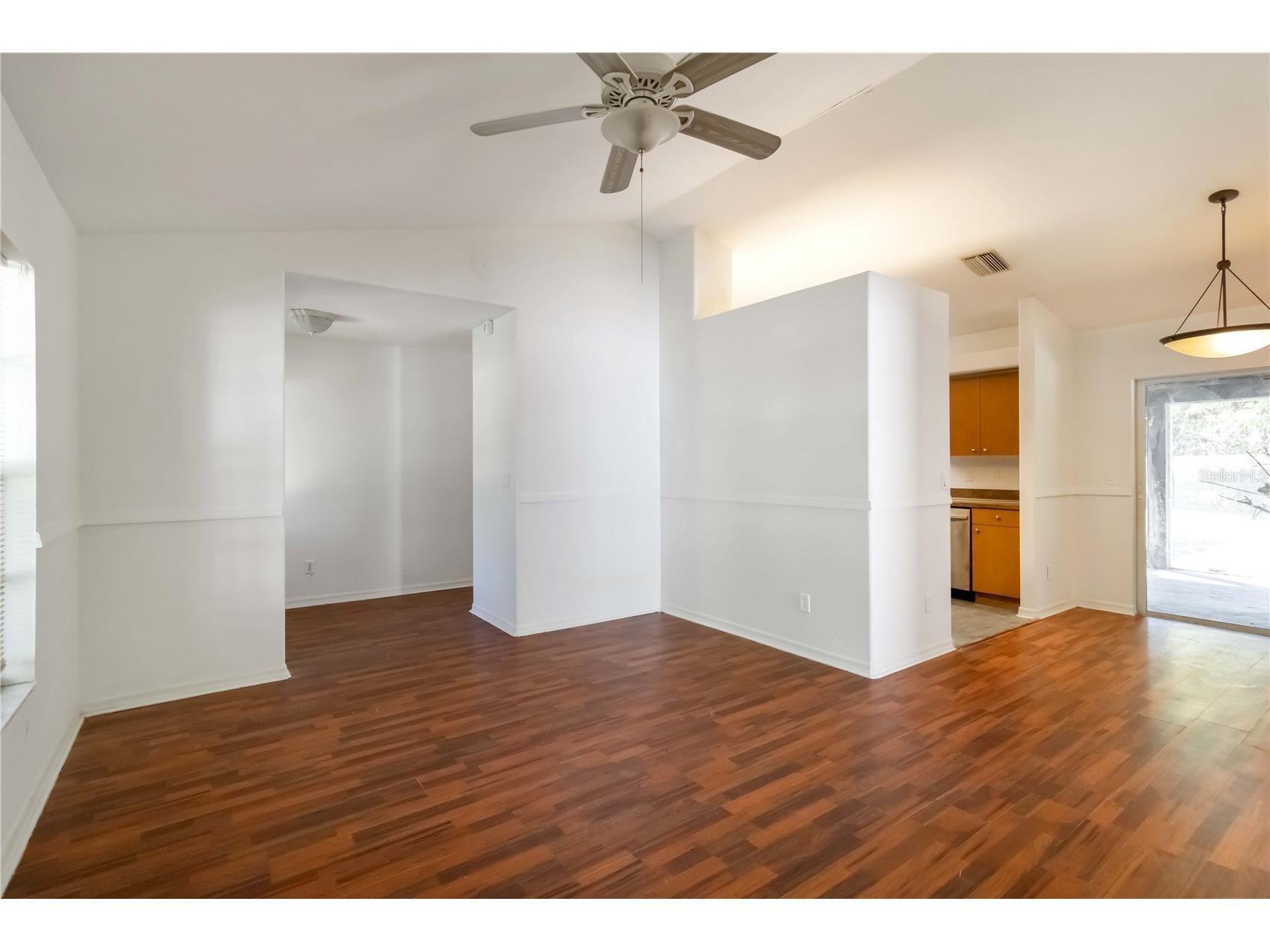 6214 35th Avenue E Palmetto FL 34221 A4693363 image8