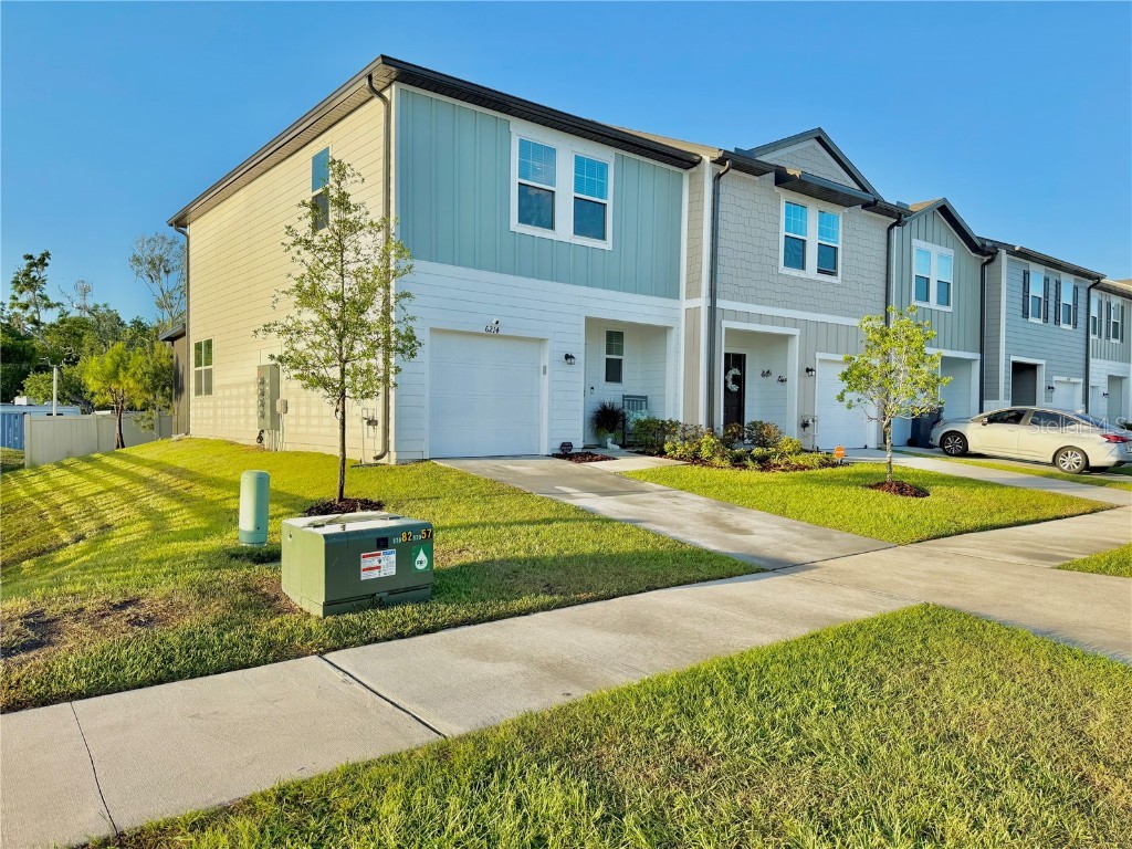 6214 Bucket Court Gibsonton FL 33534 - DUG CREEK G5100959 image1