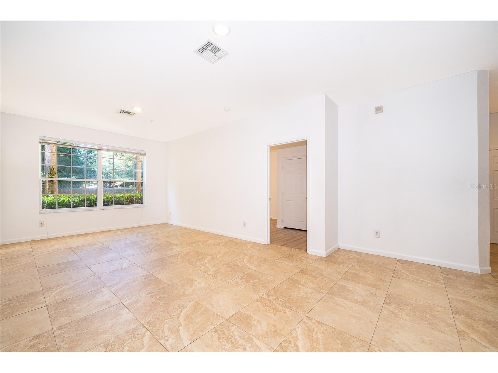 6214 Stevenson Drive #110 Orlando FL 32835 O6384421 image3