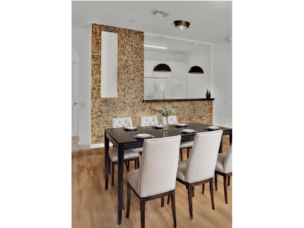 6214 Stevenson Drive #303 Orlando FL 32835 O6257842 image4