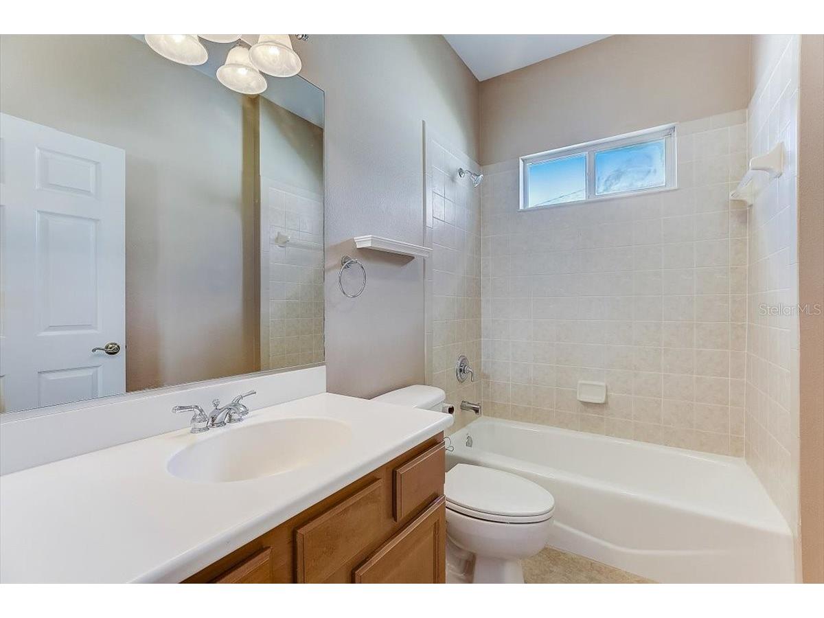 6214 Warbler Lane Lakewood Ranch FL 34202 A4679081 image24