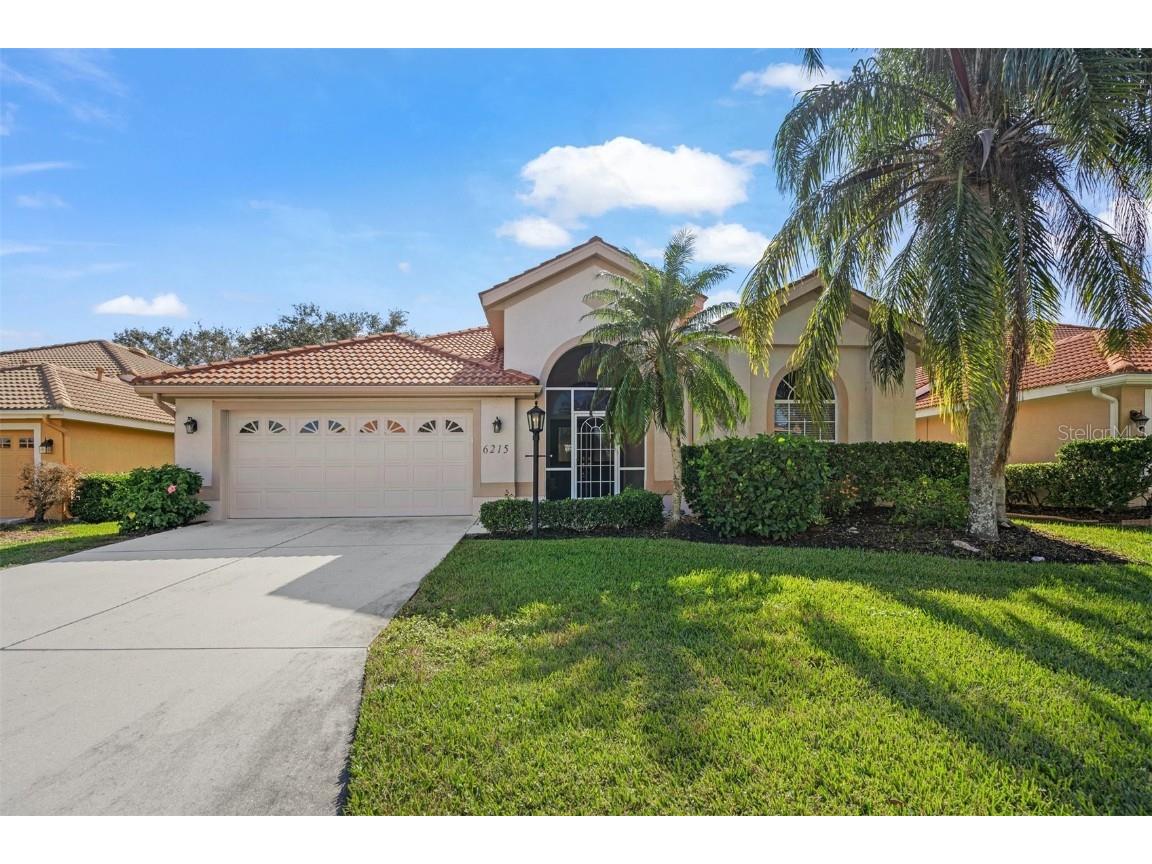 6215 Donnington Court Sarasota FL 34238 A4591710 image1