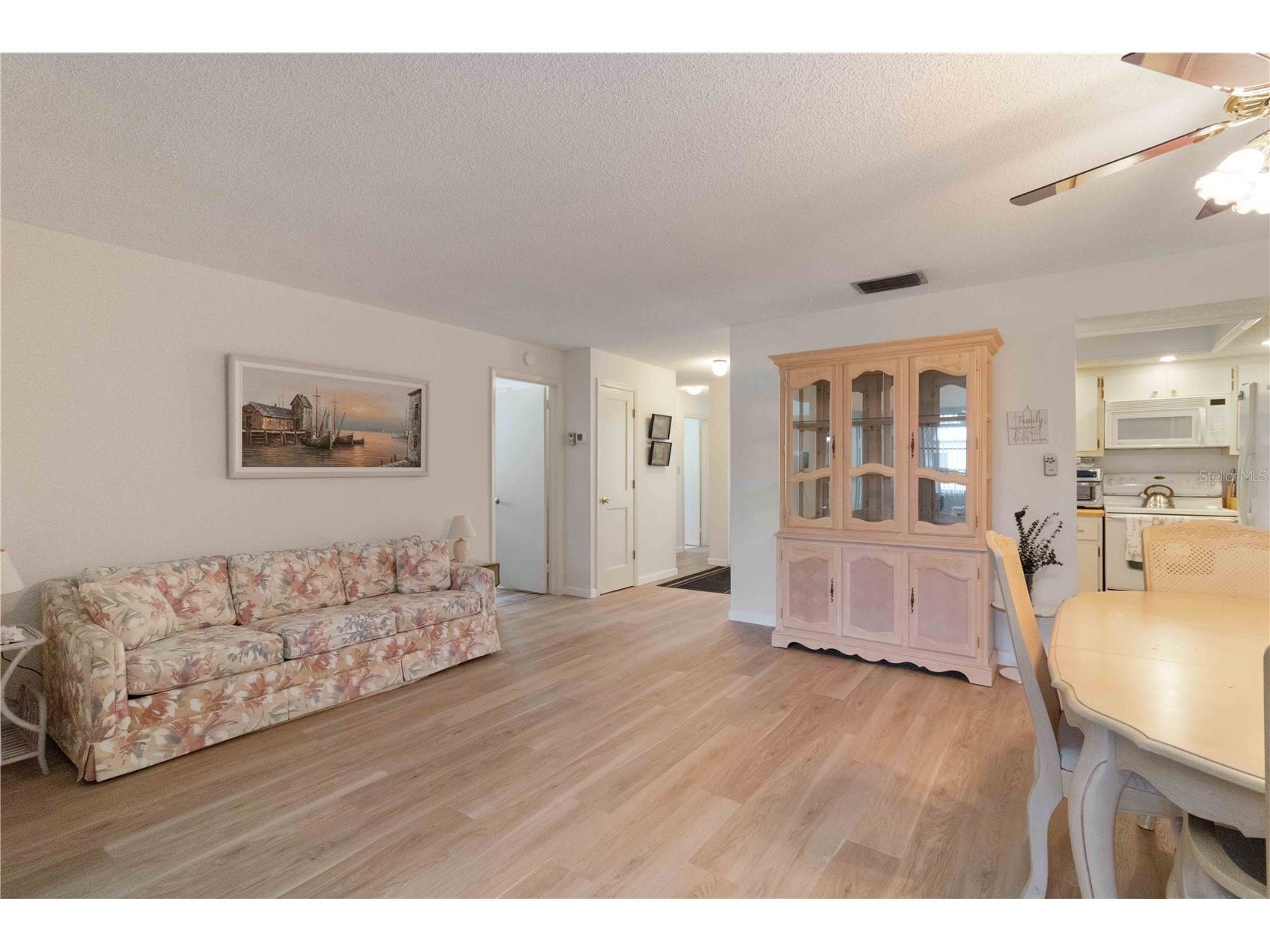 6215 Green View Circle #74 Sarasota FL 34231 A4687043 image15