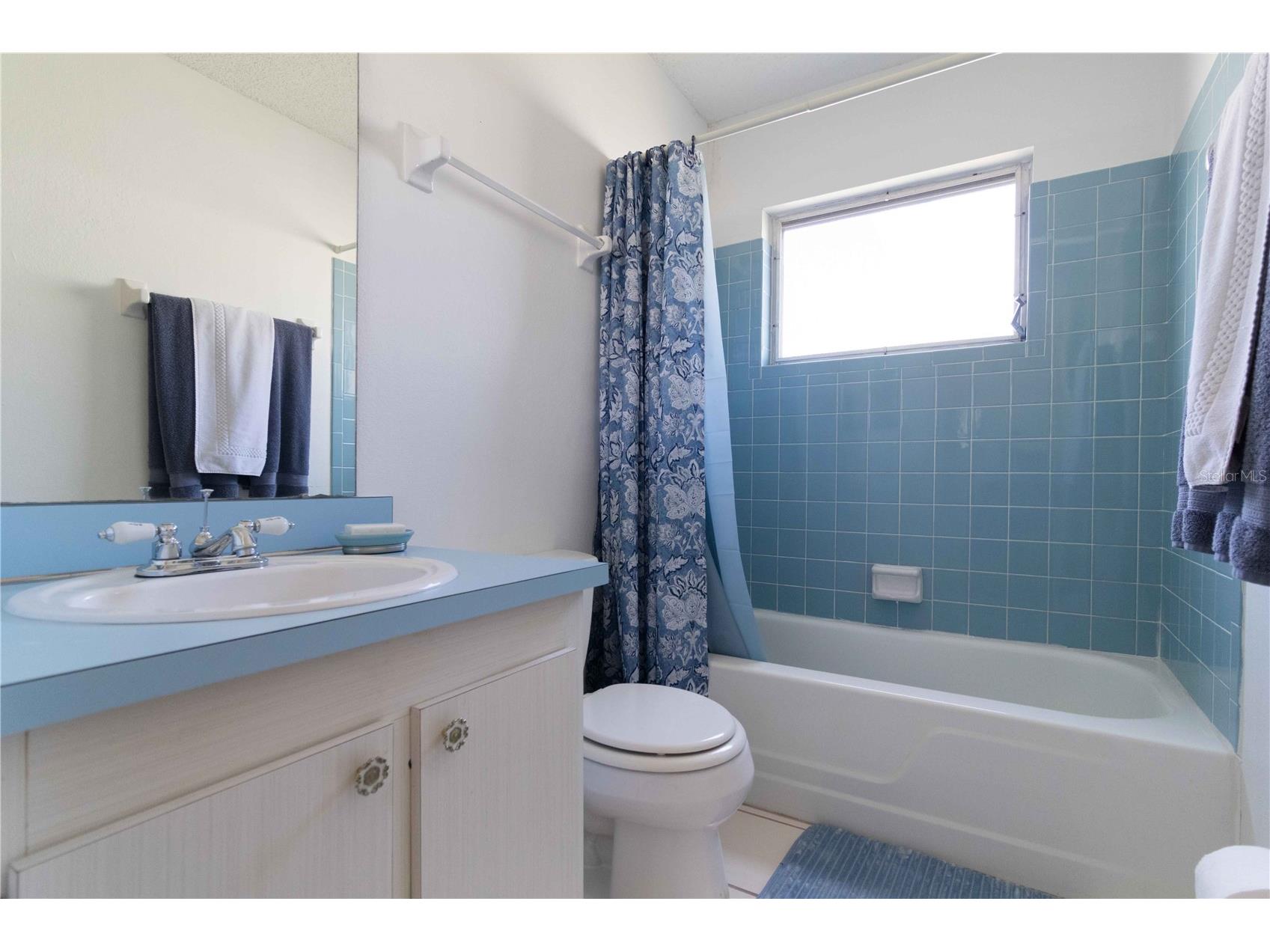 6215 Green View Circle #74 Sarasota FL 34231 A4687043 image25