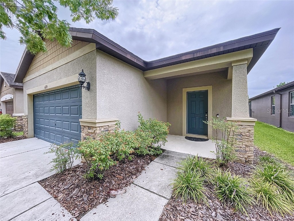6215 Magnolia Park Boulevard Riverview FL 33578 S5108134 image1
