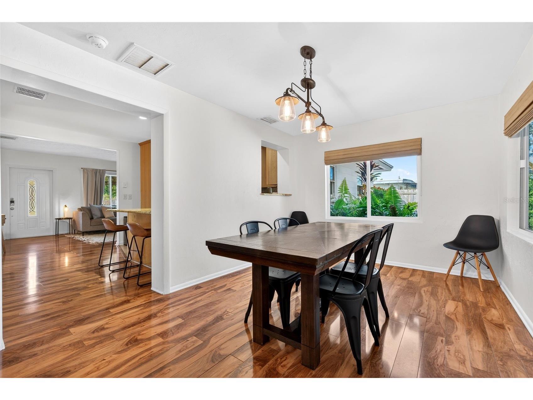 6215 Rodgers Avenue Sarasota FL 34231 A4676446 image29