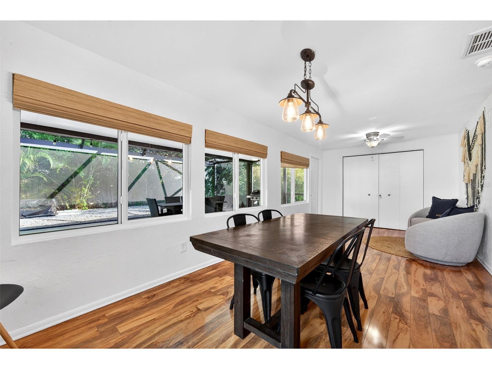6215 Rodgers Avenue Sarasota FL 34231 A4676446 image30