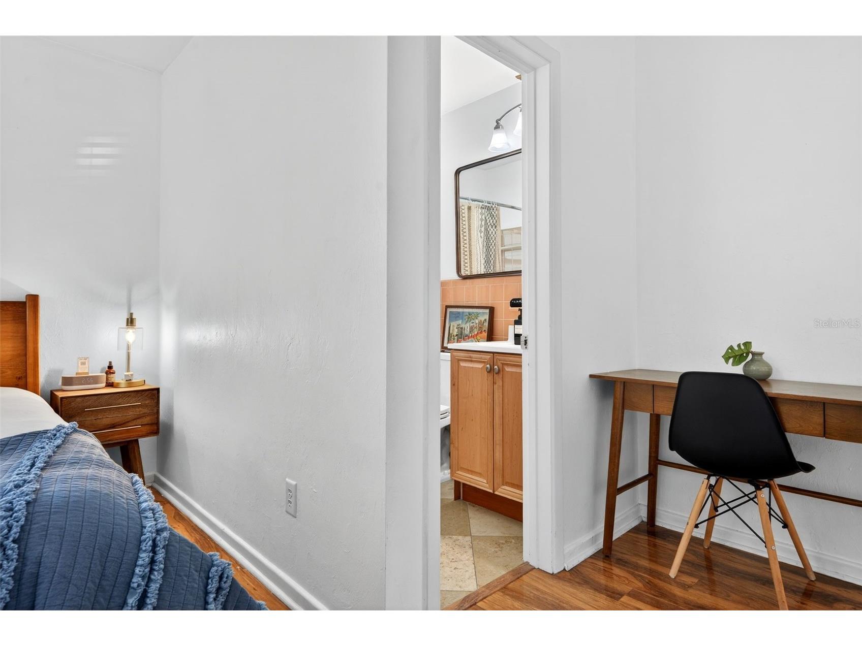 6215 Rodgers Avenue Sarasota FL 34231 A4676446 image35