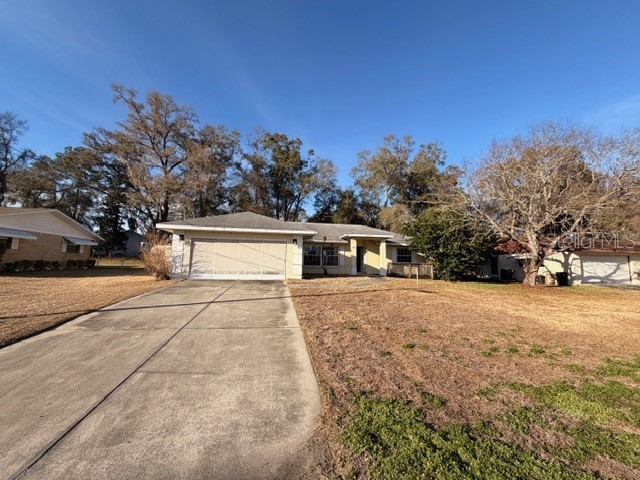 6215 SE 125th Place Belleview FL 34420 OM720014 image1